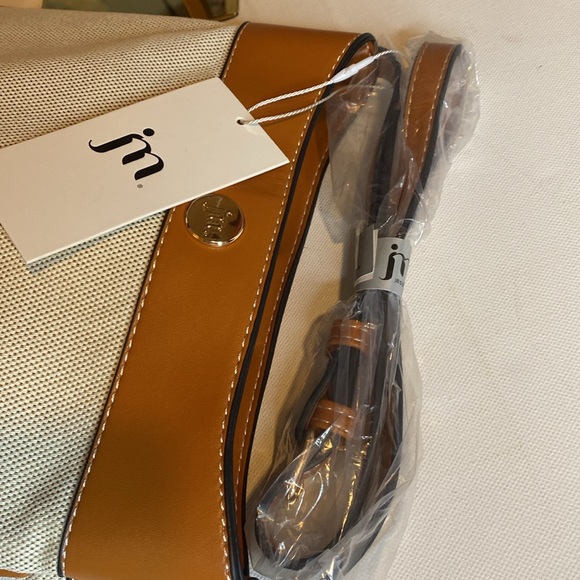 Jessica Moore Canvas Bucket Bag Beige and Brown. NWT. And dust bag included. - Picture 6 of 9